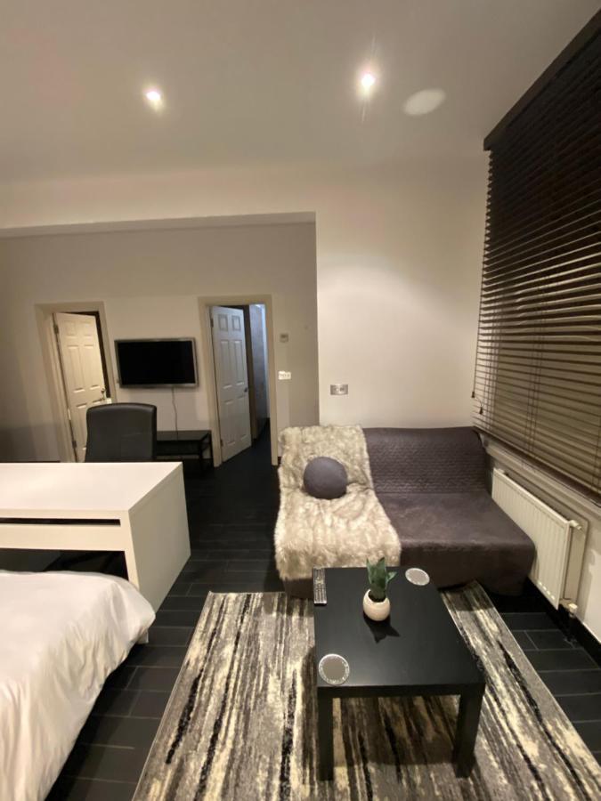 ロンドンBeautiful Modern Studio In High Street Kensingtonアパートメント エクステリア 写真
