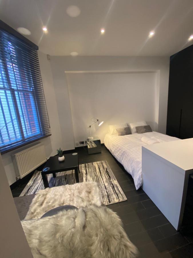 ロンドンBeautiful Modern Studio In High Street Kensingtonアパートメント エクステリア 写真