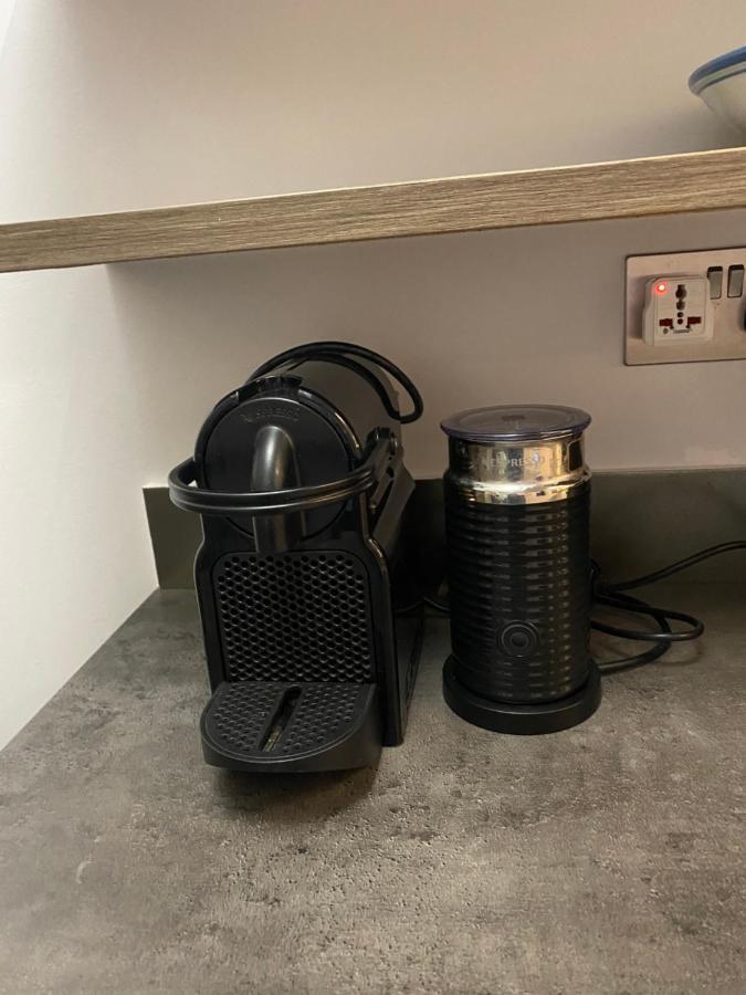 ロンドンBeautiful Modern Studio In High Street Kensingtonアパートメント エクステリア 写真