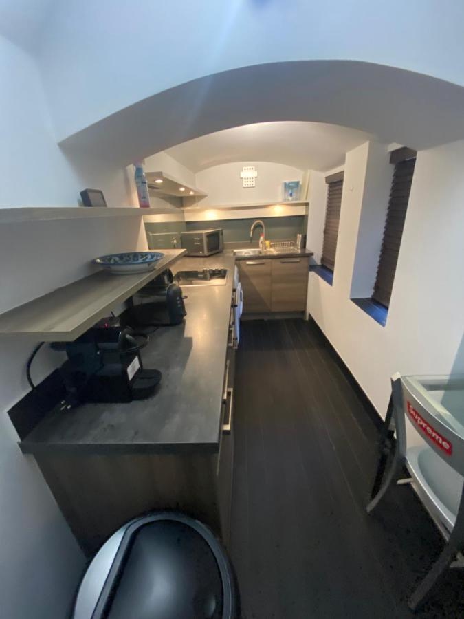 ロンドンBeautiful Modern Studio In High Street Kensingtonアパートメント エクステリア 写真
